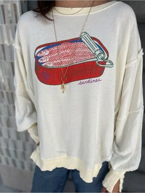 Free People Camden Oversized Sardines Graphic top Sweatshirt pullover size M